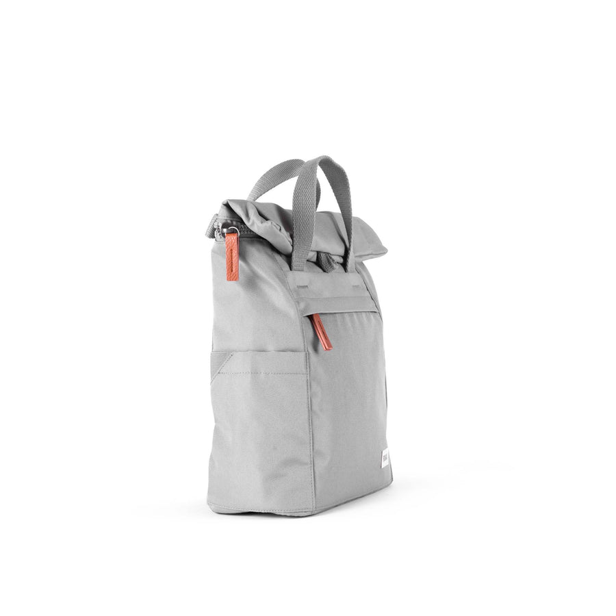 ROKA Finchley A Stormy Sustainable Canvas