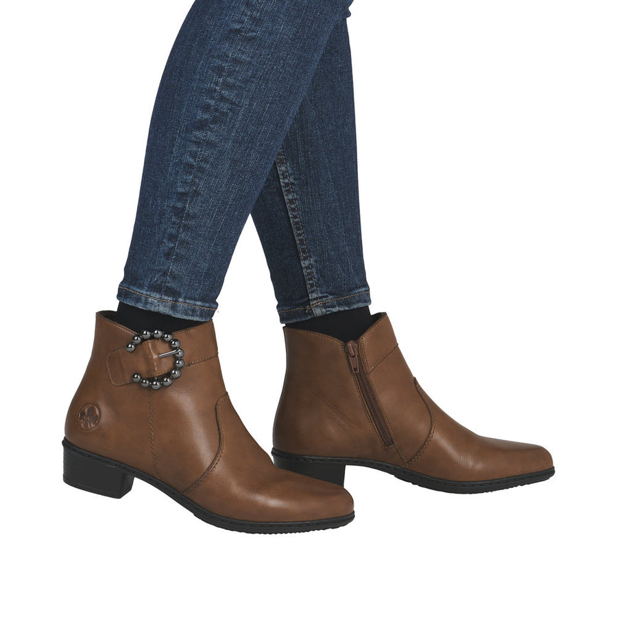 Rieker Y0797-24 Brown