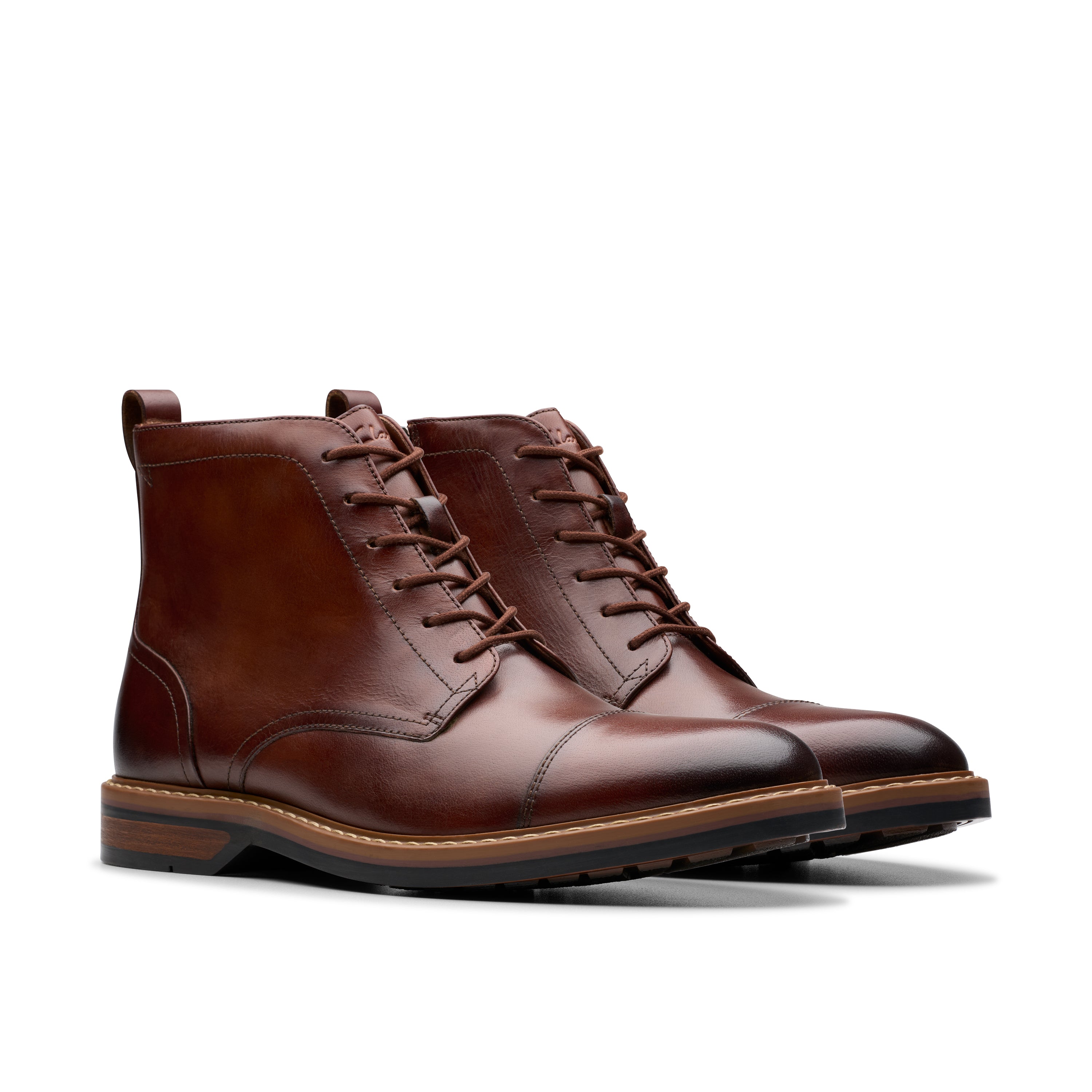 Clarks cap toe boot sales