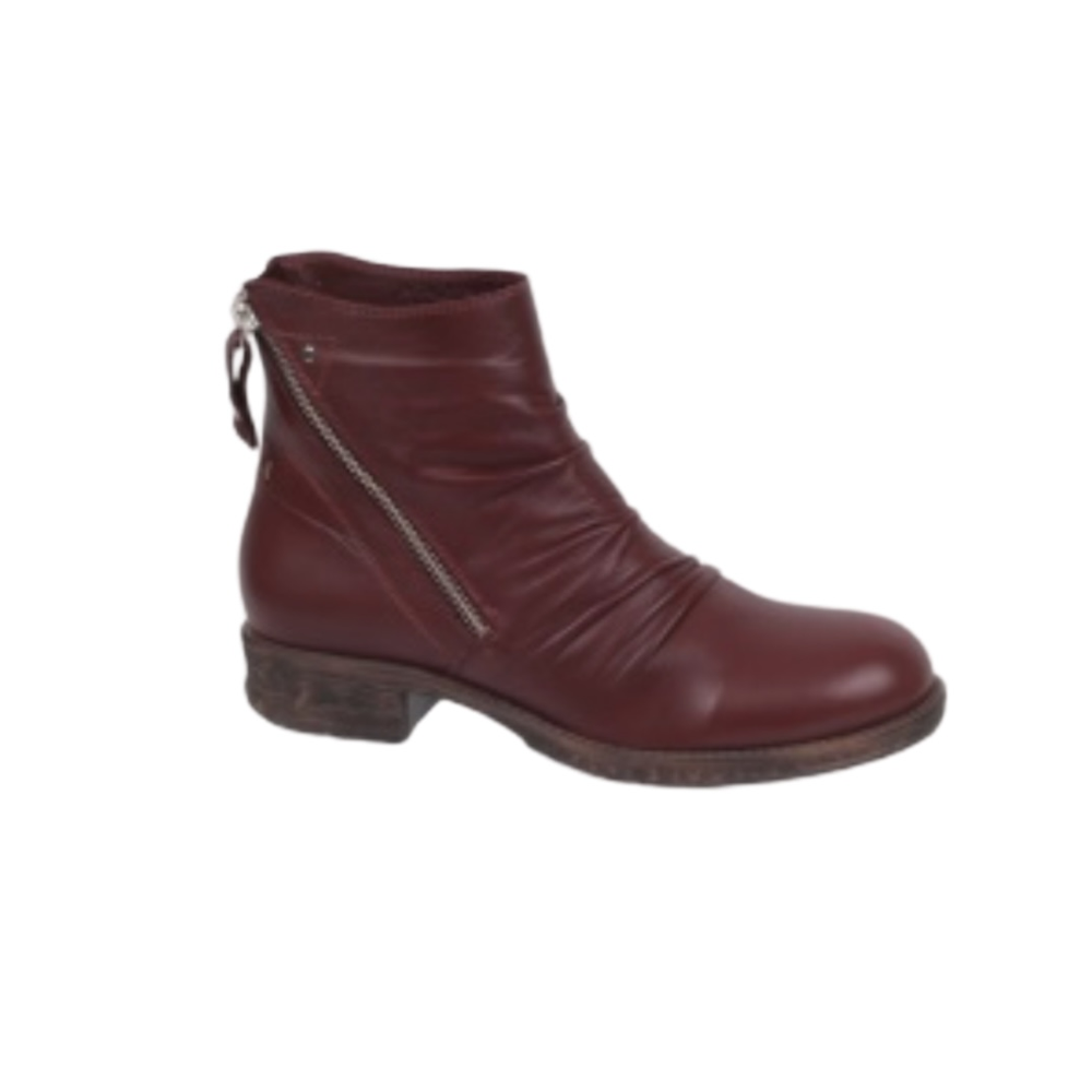 Modella Lagos Leather Boots Burgundy
