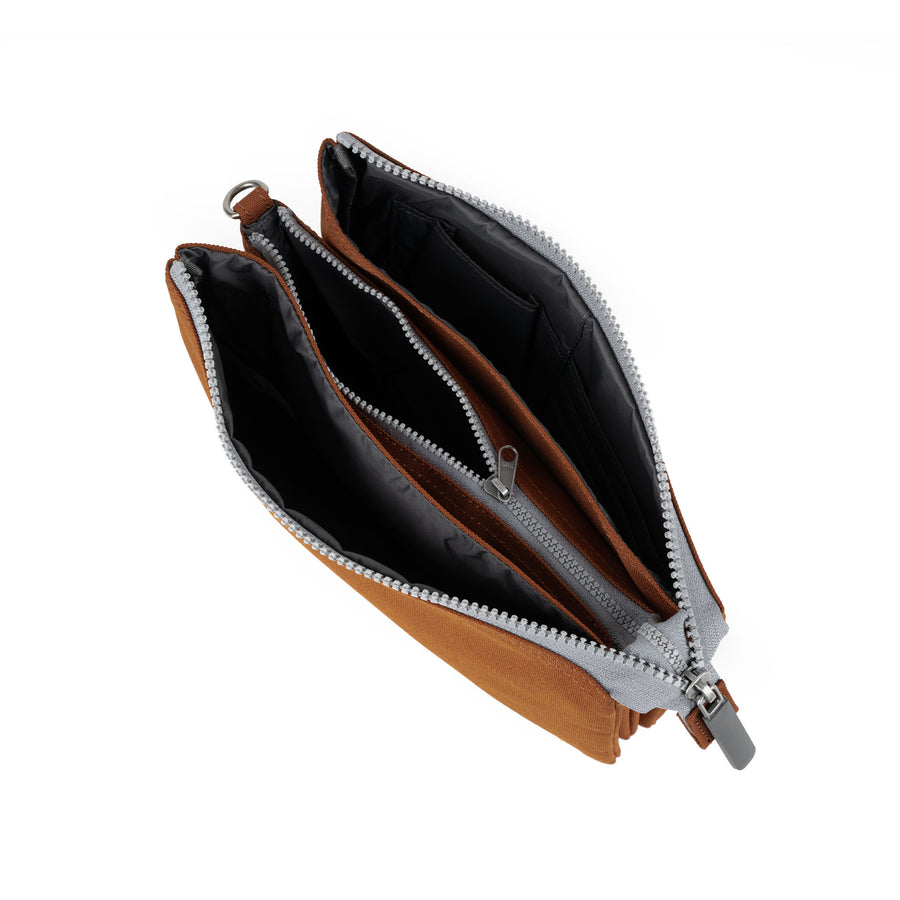 ROKA Carnaby Crossbody XL Bran Recycled Canvas