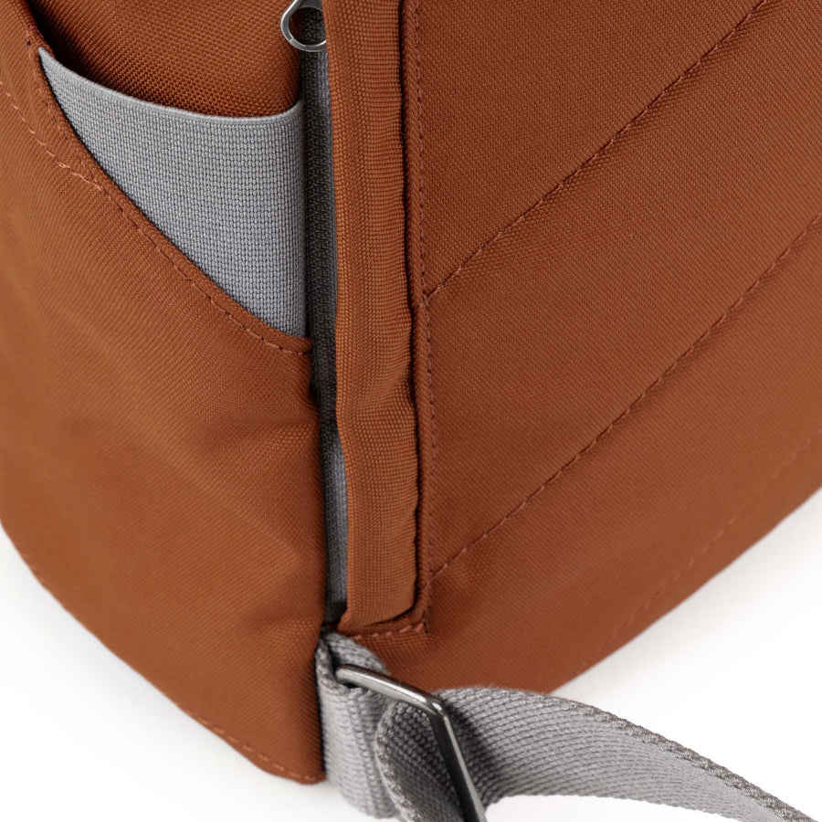 ROKA Finchley A Bran Sustainable Canvas