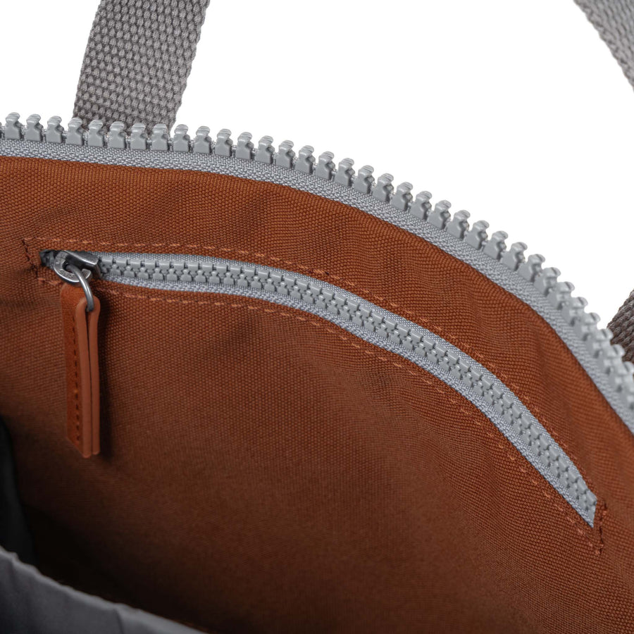 ROKA Finchley A Bran Sustainable Canvas