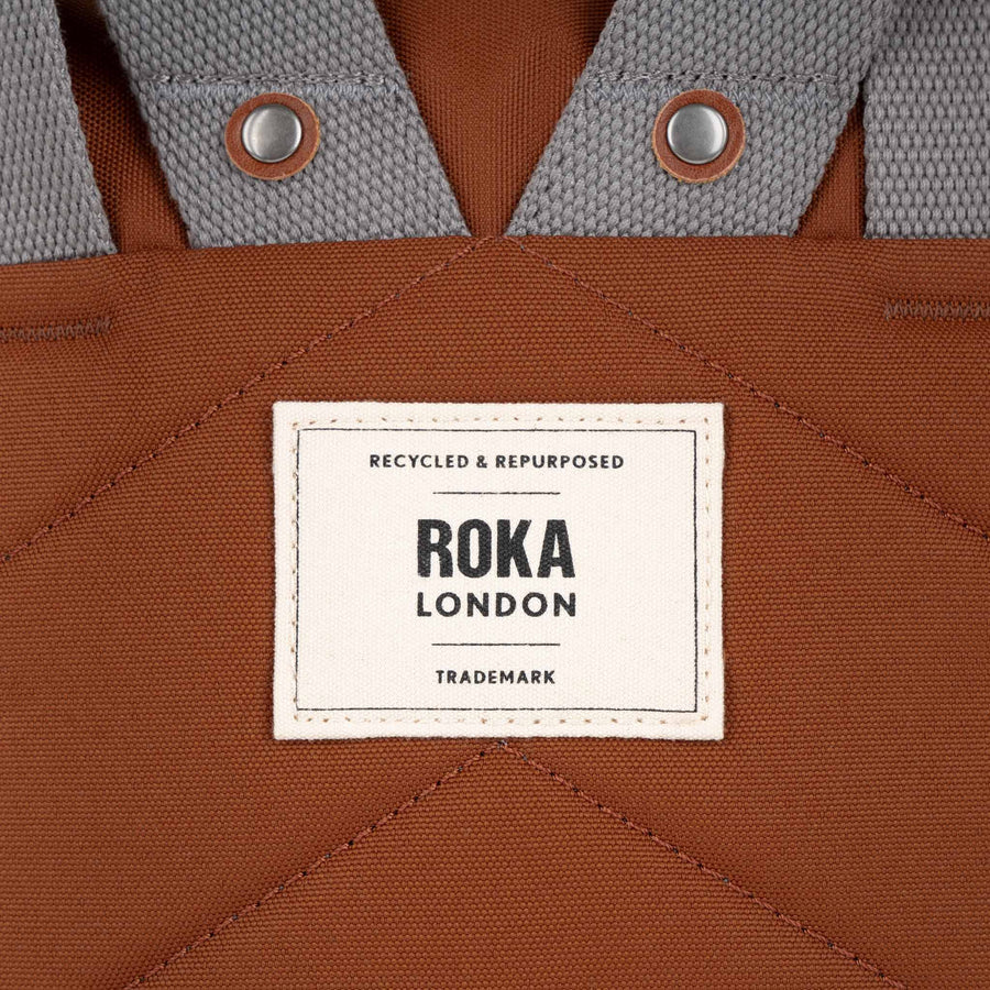ROKA Finchley A Bran Sustainable Canvas