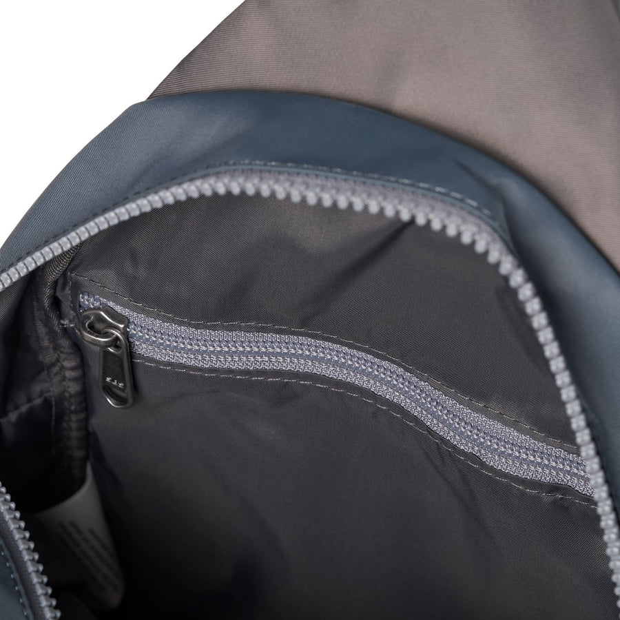 ROKA Willesden B Grey Tonal Recycled Nylon