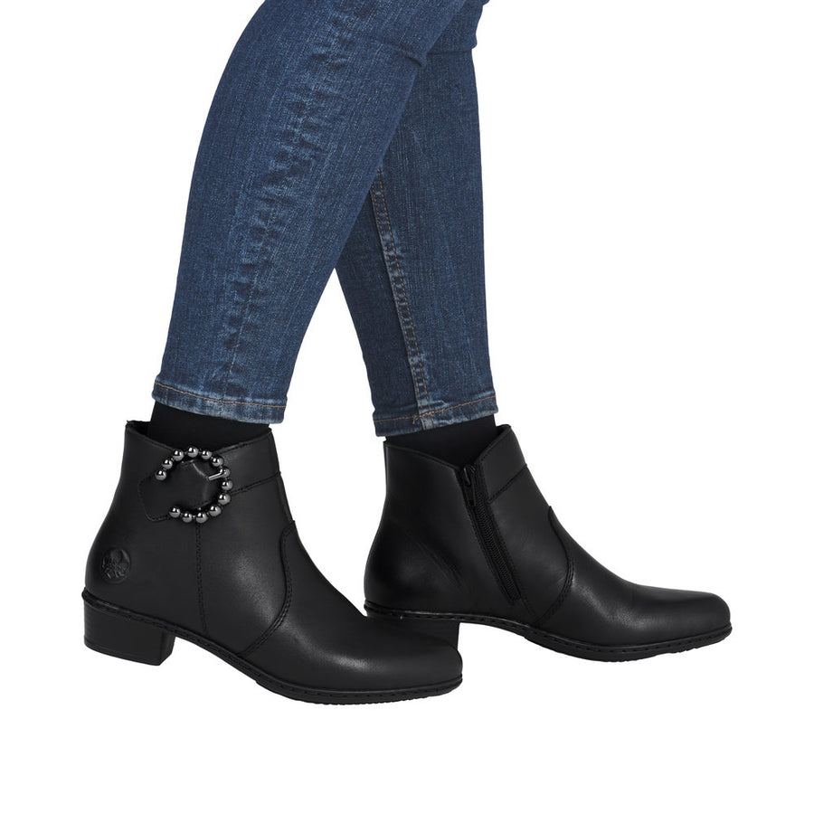 Rieker Y0797-00 Black