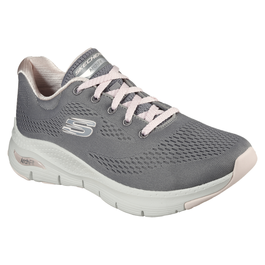 Bcc sales shoe stores