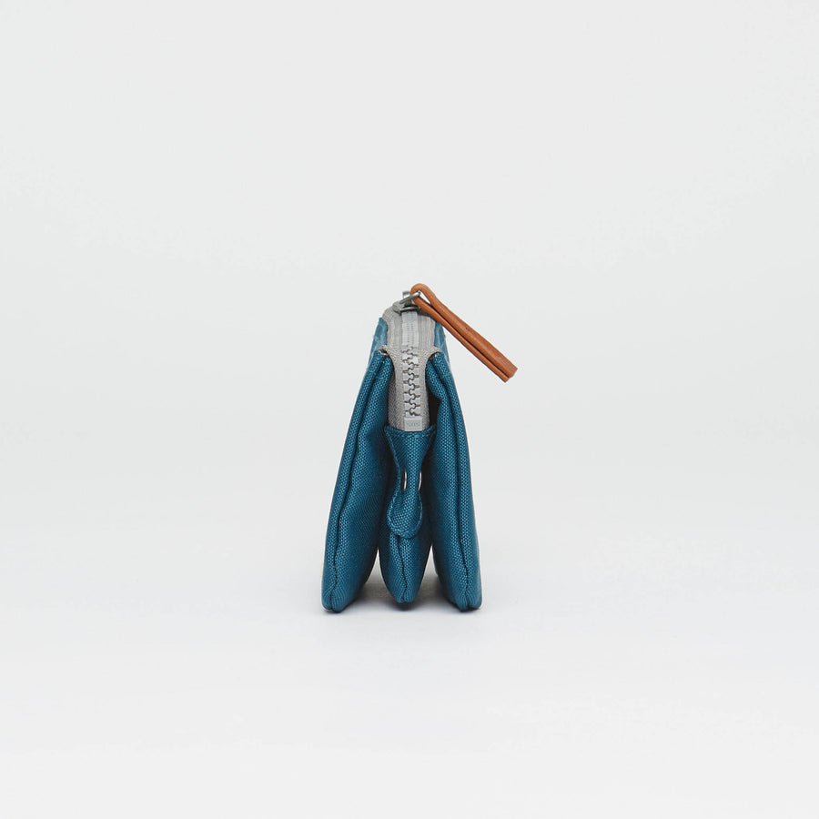 ROKA Carnaby Wallet Marine Sustainable Canvas