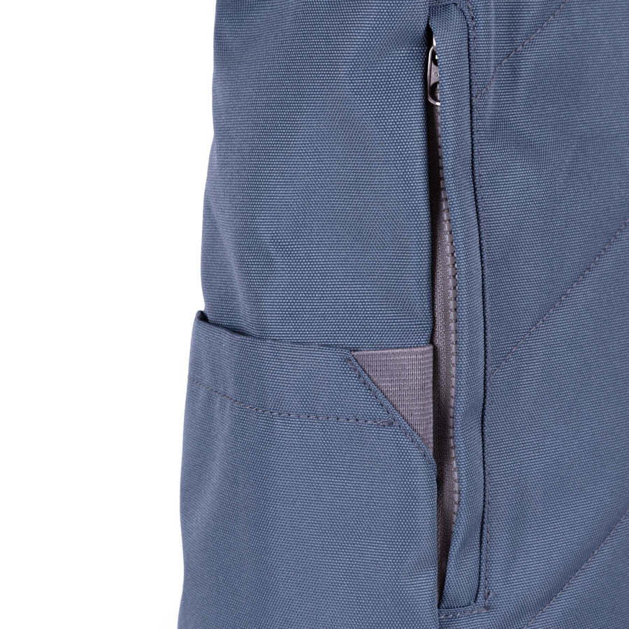 ROKA Finchley A Airforce Sustainable Canvas