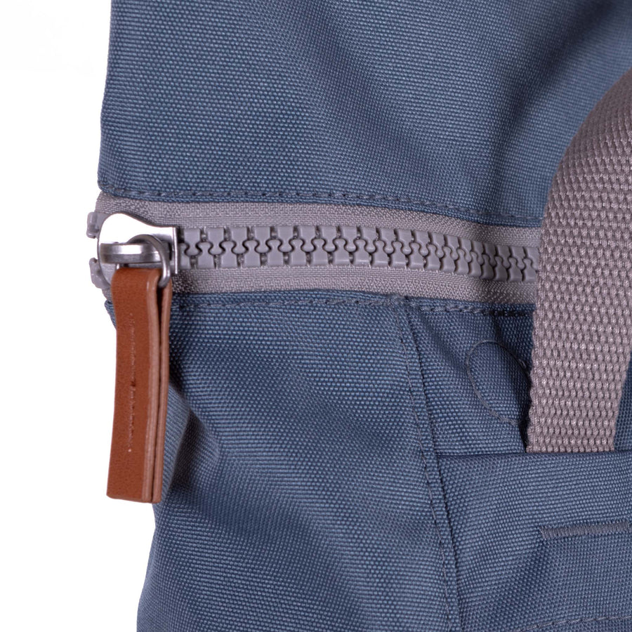 ROKA Finchley A Airforce Sustainable Canvas