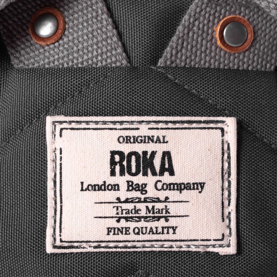 ROKA Finchley A Carbon Sustainable Canvas