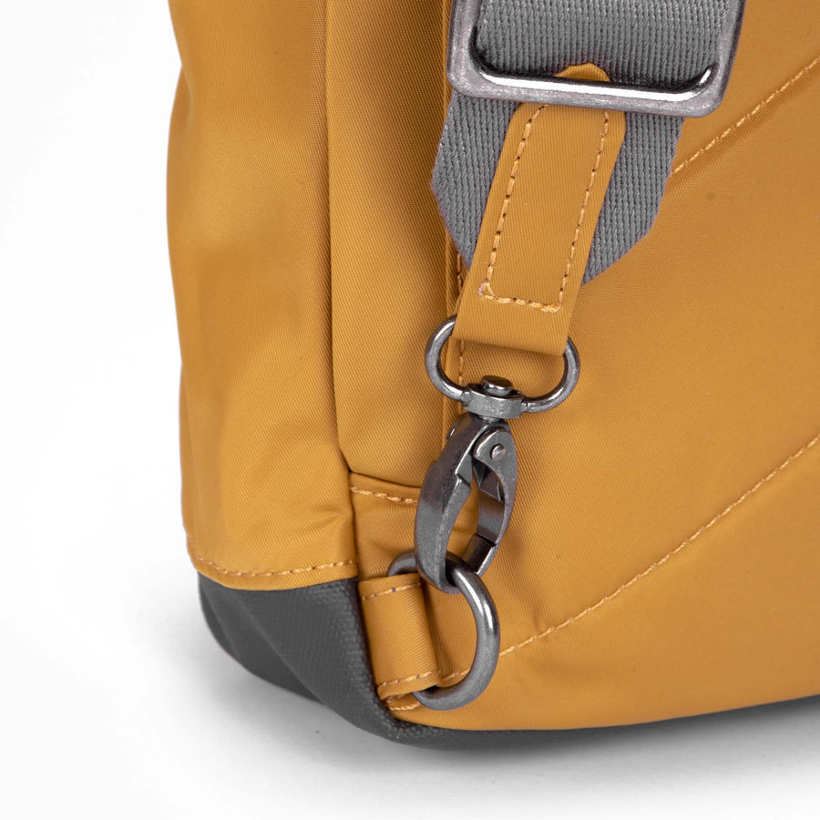 ROKA Willesden B Corn Sustainable Nylon