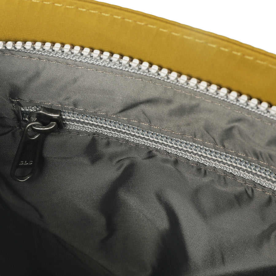 ROKA Kennington Corn Sustainable Nylon